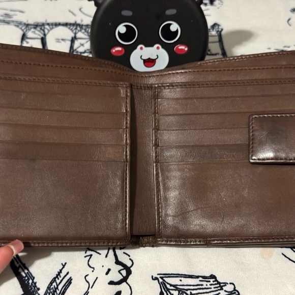 Gucci Brown and Tan Wallet - Picture 3 of 6